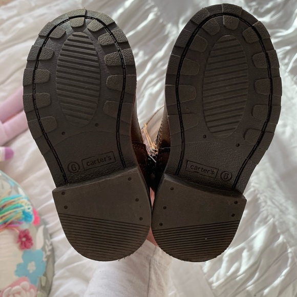 Like new toddler boots - Picture 3 of 3